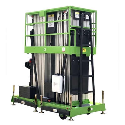 Capacità di carico mobile manuale della Tabella di sollevamento della piattaforma di lavoro aereo di Punshing dell'albero triplo 12m 300Kg