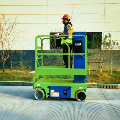 Soluzione di lavoro aereo senza olio per sollevamento verticale completamente elettrico a propulsione automatica
